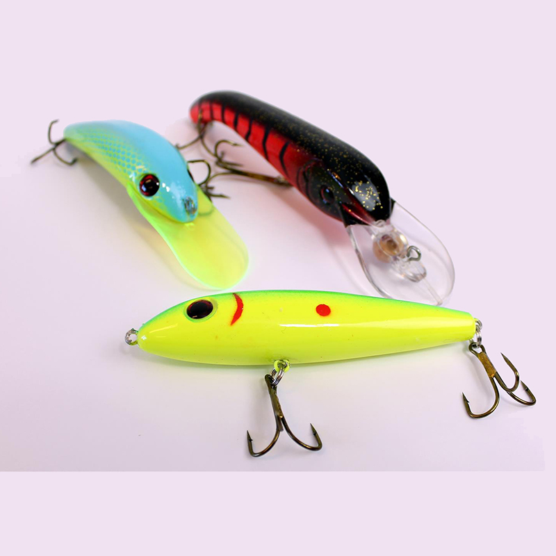 Wobblersett 3pk, Osean. Woblere med raslende kuler egnet for fiske etter sjøørret, gjedde og laks. To treblekroker på hver sluk.