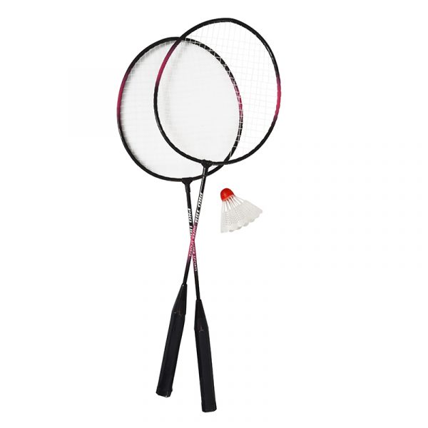 Badminton sett, hageleke, utendørs aktivitet.