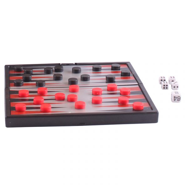 Backgammon magnetisk reisespill. Klassisk spill i for to. Reise, spill, magnet.