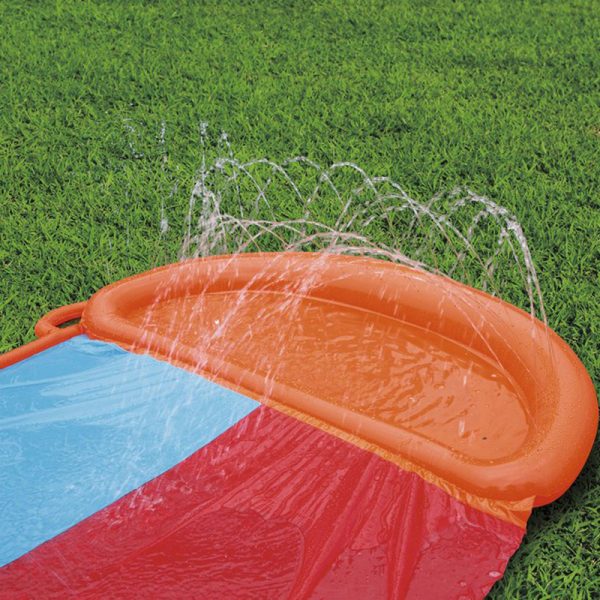 H2O GO! Vannsklie. Sklie som kan kobles til vannslangen. Lek i hagen. Barn morro. 5,5m. 2 baner.