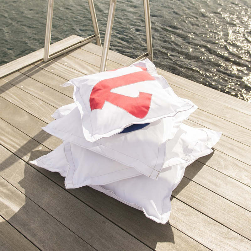 Uteputer - 4 stk. i settet. Maritimt preg. Skumputer, Pute i solid nylon.