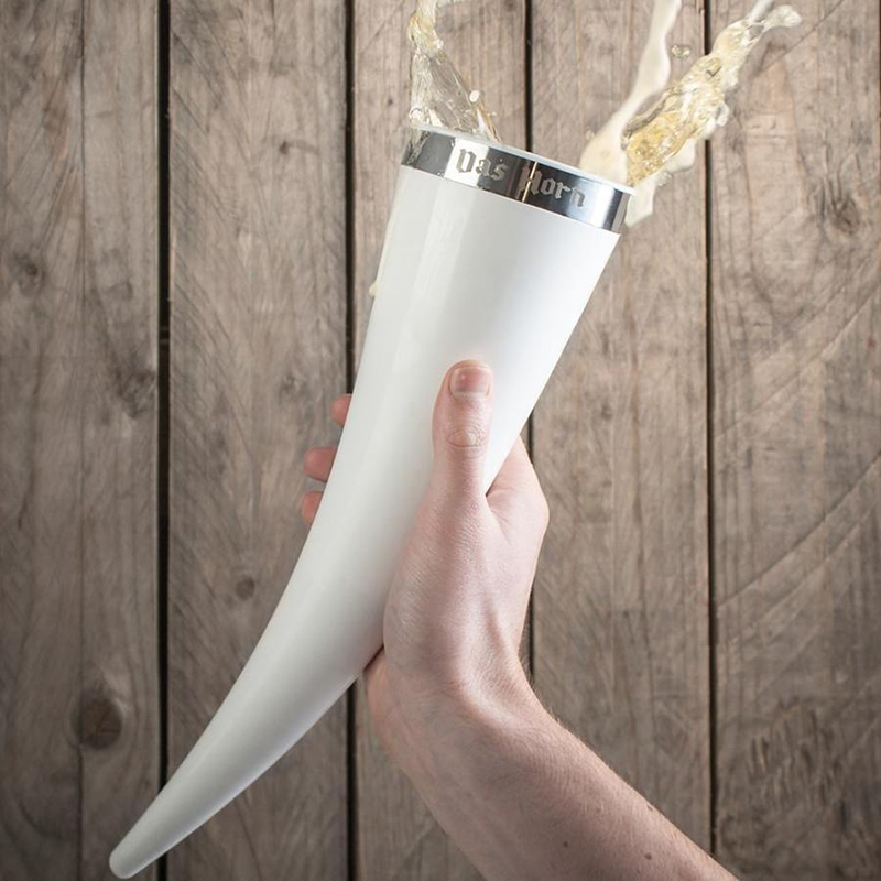 Drikkehorn 700 ml. med nakkestropp. Ølglass.
