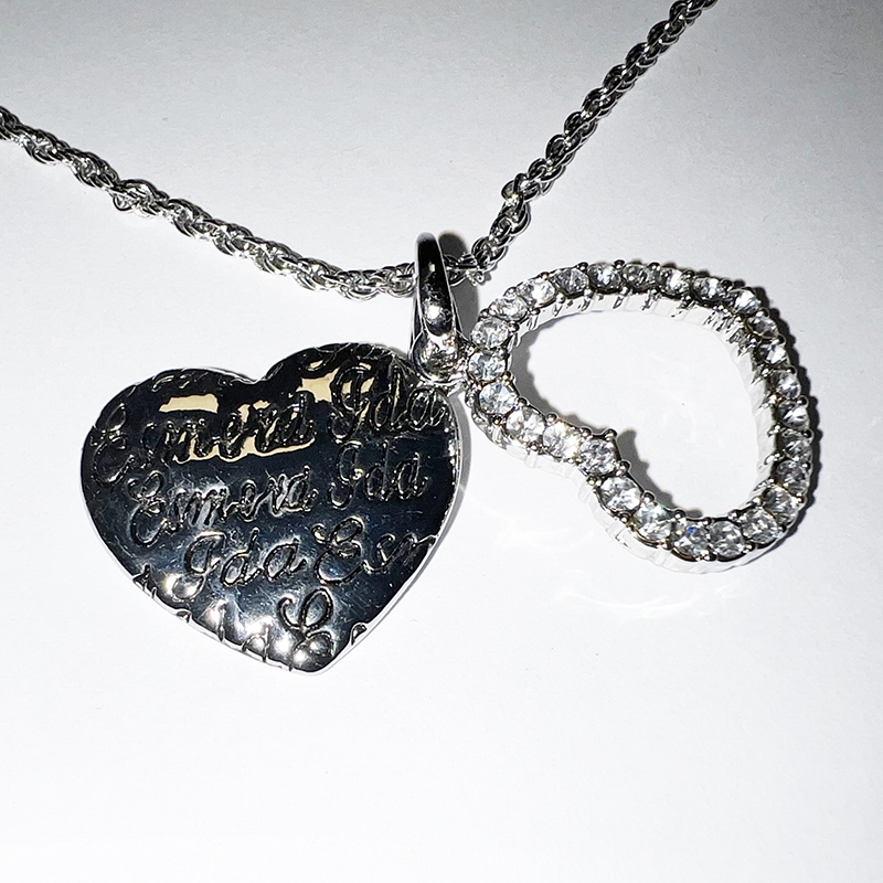 Smykke halskjede med åpent hjerte og lukket hjerte med tekst - Bilde 4