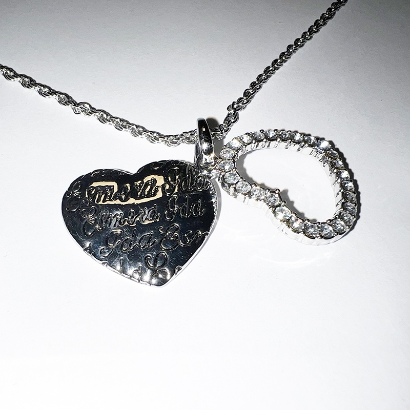 Smykke halskjede med åpent hjerte og lukket hjerte med tekst - Bilde 5