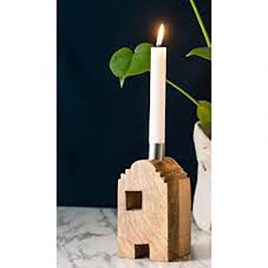 Dekorhus i tre til stearinlys